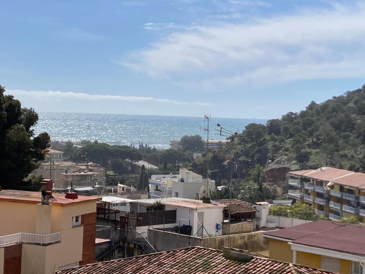 Apartamento Con Vistas Al Mar Castelldefels Dış mekan fotoğraf